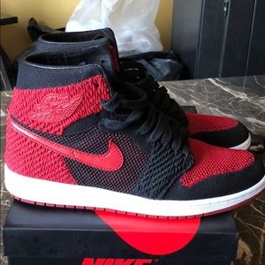Air Jordan 1 Retro Hi Flyknit